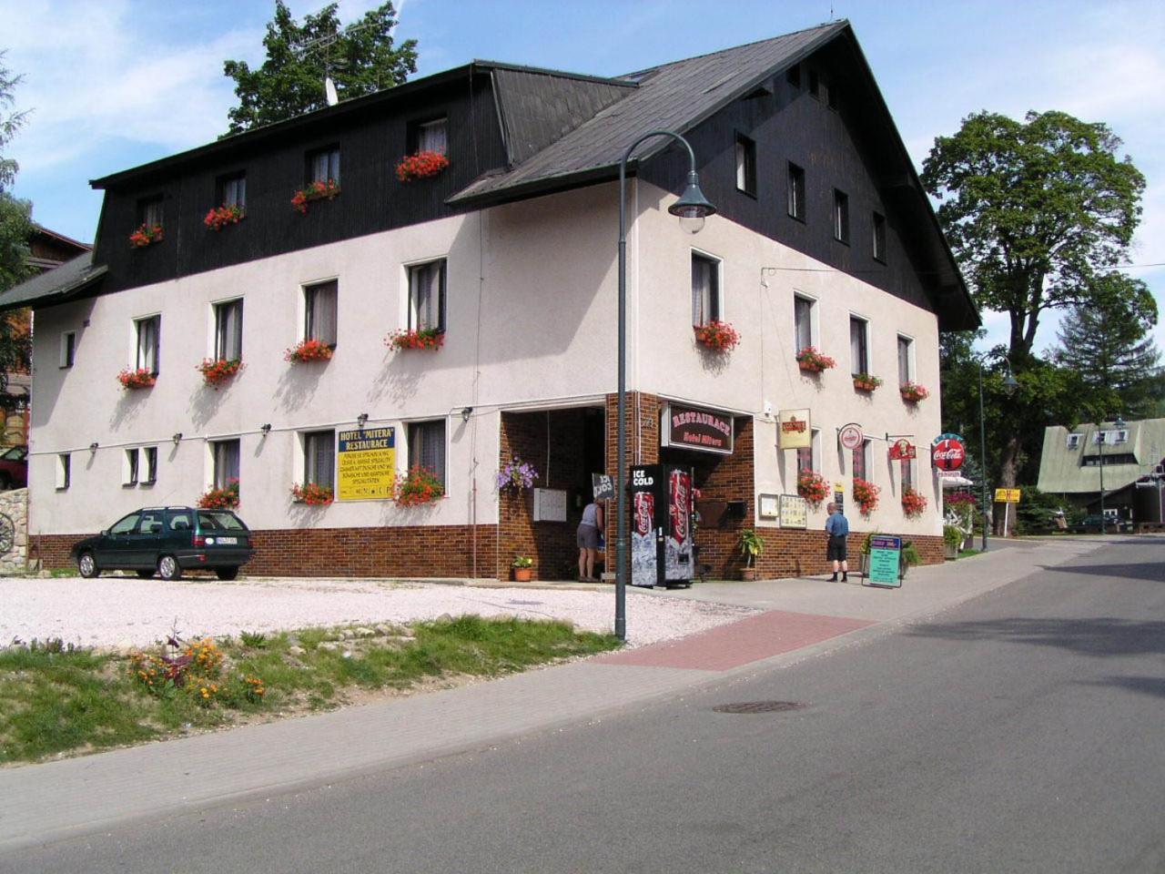 Hotel Anna Harrachov Exterior photo